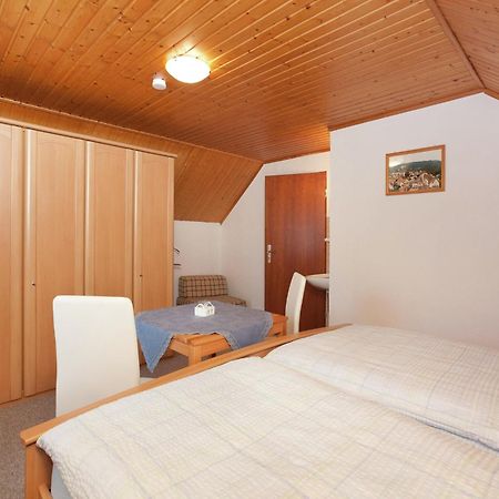 Flat In Polle Near The Forest Exterior foto