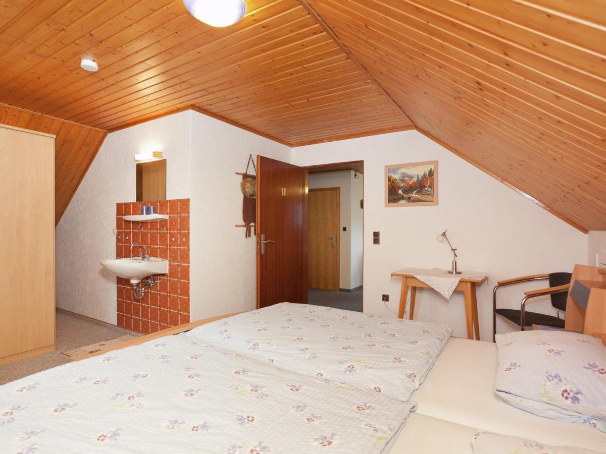Flat In Polle Near The Forest Exterior foto