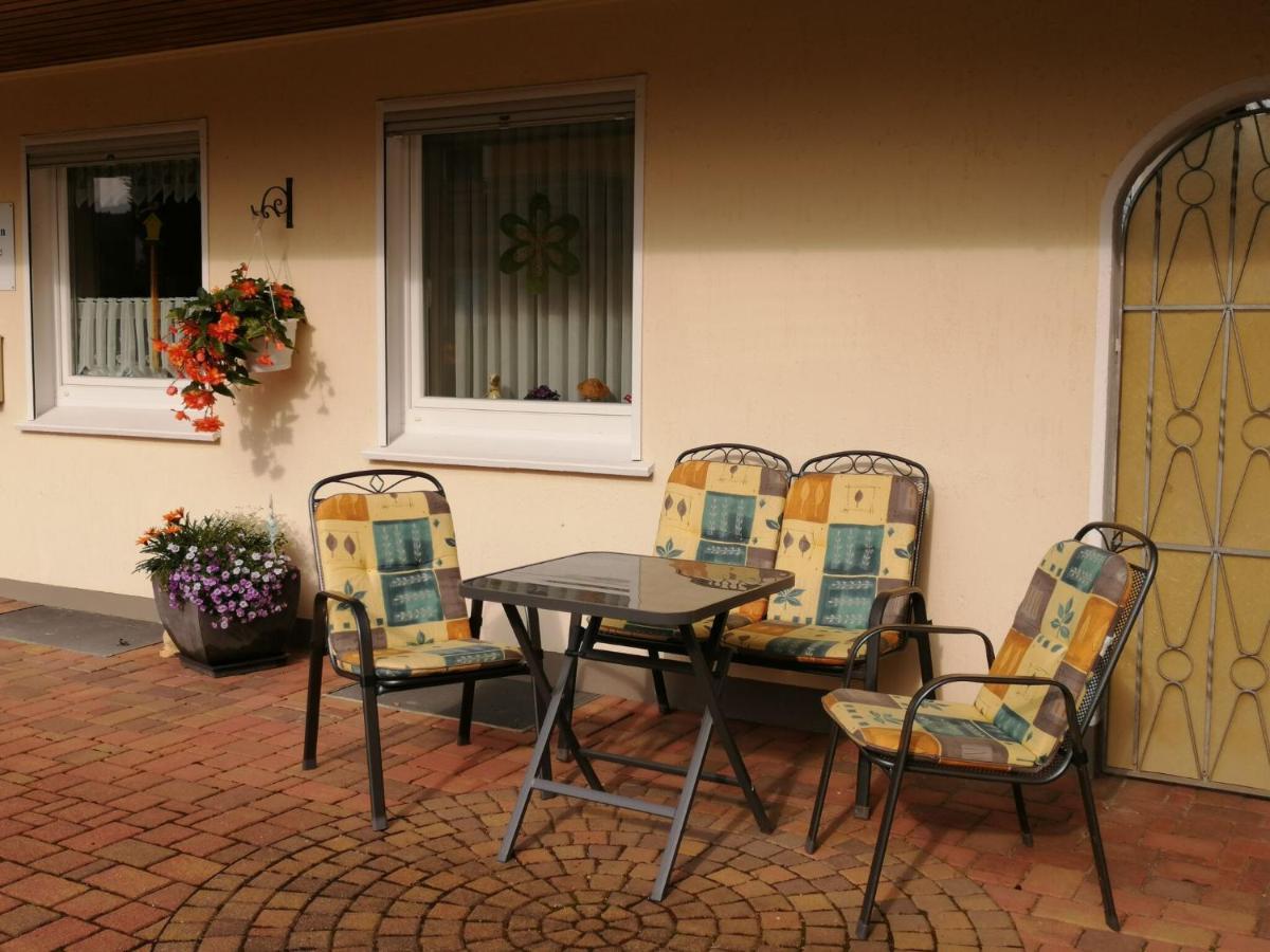 Flat In Polle Near The Forest Exterior foto